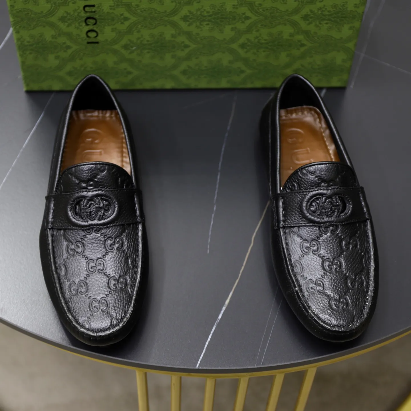 Ex-factory price: 480💰【GUCCI】Gucci ⚠️High-end men’s driving and pedal series ⚠️38-44 (customized for 45) ⚠️All original cowhide leather! Thick and soft! Made entirely of calfskin lining! Rubber sheet anti-slip beanie sole! Three-dimensional package technology! Fashionable and classic! Handicrafts! Original high quality! Feel free to compare!
